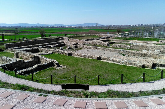  Parku Arkeologjik "Ulpiana"